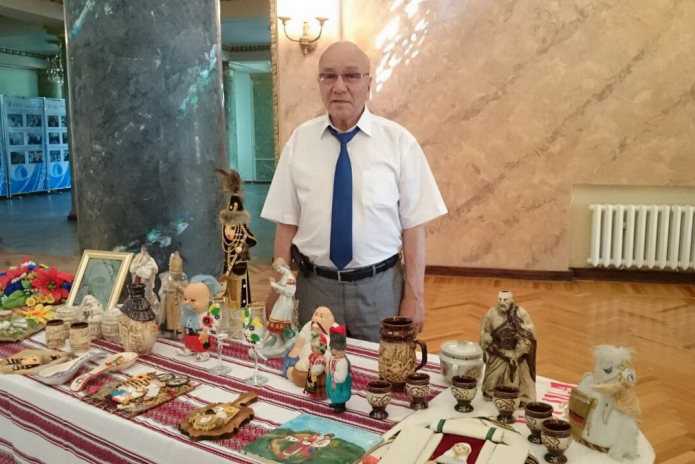 Всем играть